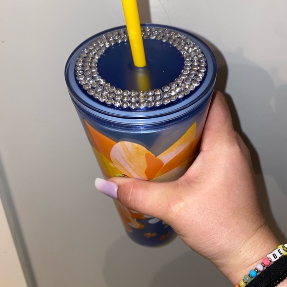 Starbucks cup - Picture 5 of 5